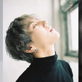 Não quer entrar e tomar um pouco de suju? ✨ A dm está aberta, e eu acredito em sua primavera!🌻