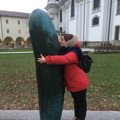 extra_sistole's profile picture. Non c'è niente di peggio al mondo di quando pensi sia cioccolato e invece è uvetta.