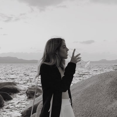 valesilvestri98's profile picture. 