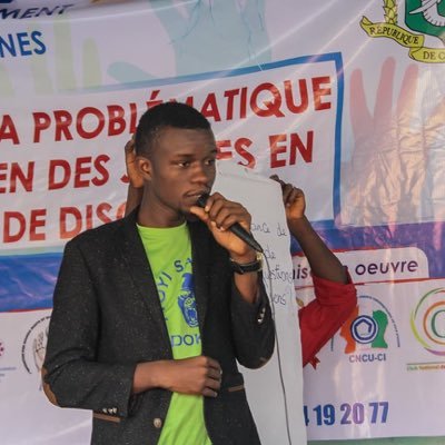Jeune étudiant ivoirien amoureux de la Politique
Secrétaire à l'organisation et à la de l'Association Générale des Élèves et Étudiants de Côte d'Ivoire à Cocody