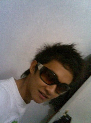 cutemanss's profile picture. s'org yg baik,,
hhe..