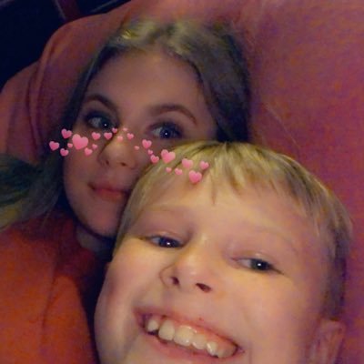 Gkdeane06's profile picture. One of @beckylynchwwe ‘s hype girls• wrestling obsessed