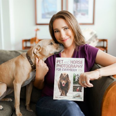 Animal trainer turned pet photographer.
Educator at Hair of the Dog.
Chocolate martini connoisseur.  
Addicted to travel.