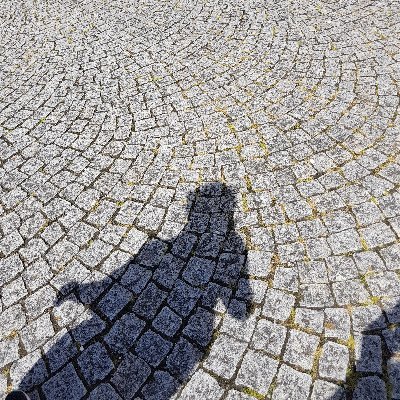 Compte de Manuel, Atteint d'un Mélanome. il a combattu le cancer jusqu'à la fin.
Son leitmotiv, se battre, vivre à fond, prévention contre le mélanome.