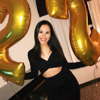 livvj's profile picture. Stonehill ‘18