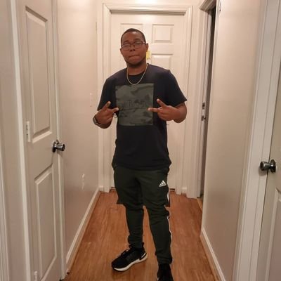 Content creator, UNCP, fitness trainer https://t.co/xKfmiigEfc co ower- @DreamGamingLLC