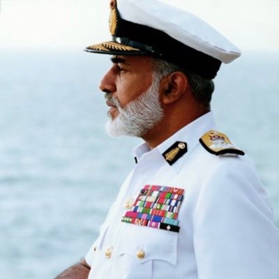 مرورك في حسابي يسعدني لست مجبور بتقبل كل شي انا اغرد به في حسابي احب الجميع واقبل صداقه الكل🌻💛