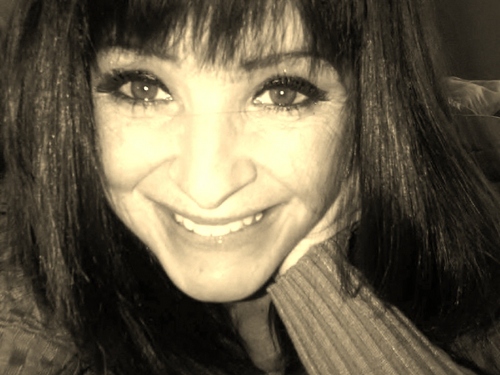 kimchampagn's profile picture. 