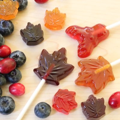 Delicious Maple & Fruit-Flavored Candies and Lollipops