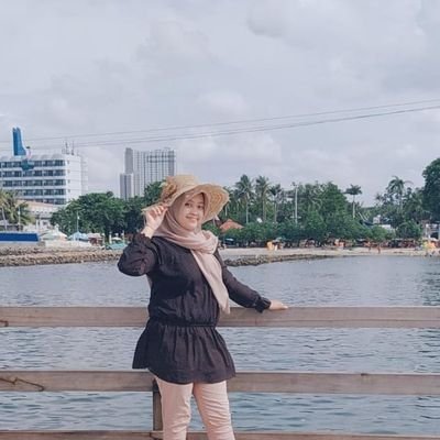 | Blogger | anime loverz | IG : @dianangg__ | Food Loverz |
Email : dianangg94@gmail.com