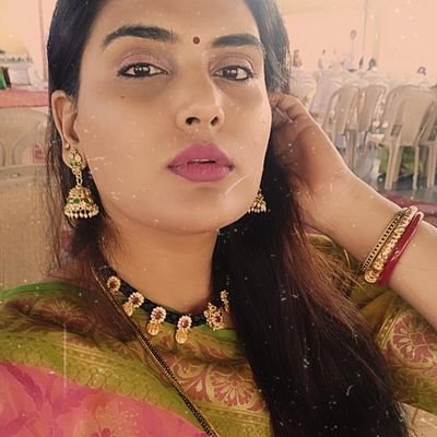 MumbaiBedagi's profile picture. A simple act of kindness creates an endless ripple.

😍 Bangalore - Mumbai 😘