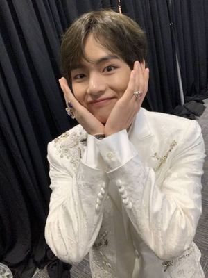 Hai! this is FAN ACCOUNT,
and i'm MULFAND🤪🤘
salam damai guys🤗🤗🤗