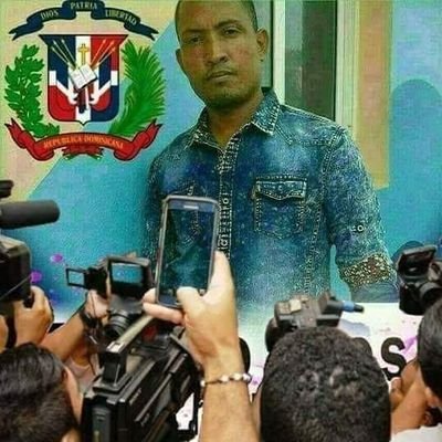 Alberto53194475's profile picture. la música