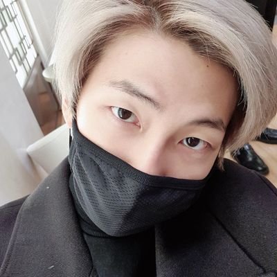 NicolleFryda's profile picture. En busca de una razón para continuar.