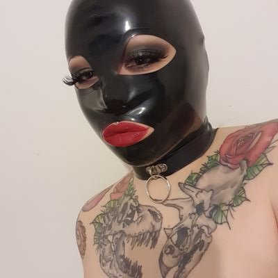 • R U B B E R DO L L 🌙🖤 follow me on Instagram 🌙🖤 🔞