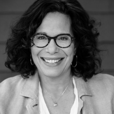 JuliaSweig's profile picture. 📕Lady Bird Johnson: Hiding in Plain Sight @penguinrandom 
🎧 In Plain Sight @ABCNews 
NYT bestselling author | Sr. Research Fellow @TheLBJSchool