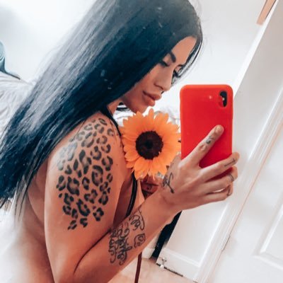I’m as dope as I look 😻✨ SUB TO MY ONLYFAN 💎 18+