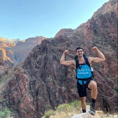 Dad Joke Enthusiast 😎Professional Entertainer 🤪
Climber ⛰️
Volleyballer 🏐
Masters TFT Player 🎮
Business: itzploptv@gmail.com