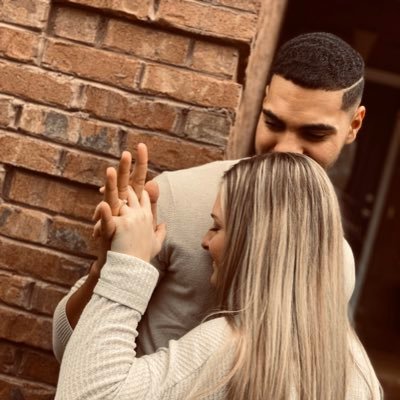 misti_ray1's profile picture. I like chocolate chip cookies and @EmerySettles 🤷🏼‍♀️