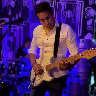 Músico, Ingeniero, Marketero, Deportista, amante de la vida, la familia y la tecnología.