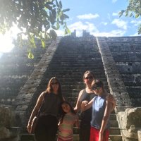Jennifer Musawwir (@familyartravel) Twitter profile photo