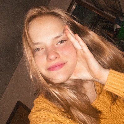 cassigrace21's profile picture. OHIO Be kind. Be Fearless//Taylor Swift  🐝
Rep Tour: 7/7