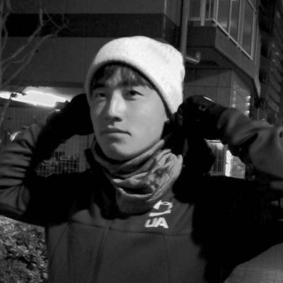I love tennis and all sports. My son, Naoki is pro player and we support him!👊💪 息子、尚輝がプロテニスプレイヤーとして、次女が大学生として頑張ってます。長女はお勉強してます。研修医。 子ども達への応援よろしくお願いします🙇👍