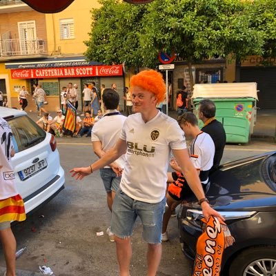 Följer spansk fotboll i allmänhet, Valencia i synnerhet. Absolut inte objektiv i alla mina tankar.