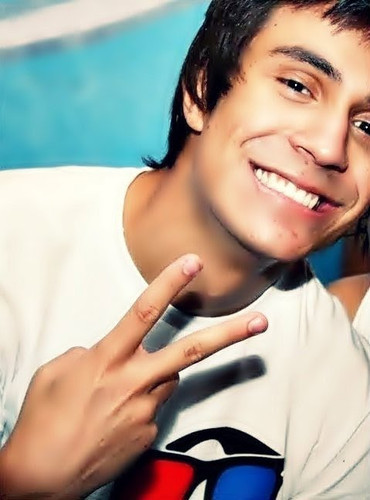 since: 2/6/10 OFICIALIZADA PELO @thomasrestart dia 26/7 as 20:51 e pelo @pelurestart no HRS5.(:
Dona: @_ManuFeitosa Moderadora(s):@_ManuFeitosa @ManuhDalpoz