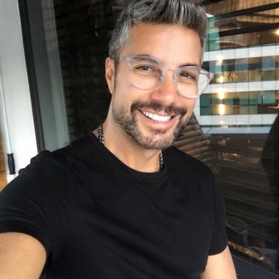 Je suis un homme sérieux honnête gentil très curieux fort en amour quand j’aime je suis divorcé j’ai un fille
