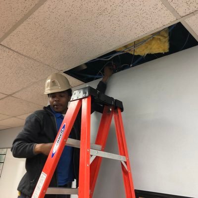 eli43270677's profile picture. Electrical Student at Intercoast College Riverside