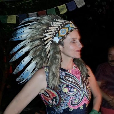 Soy #PAS Dramaturga y guionista. La de la foto soy yo.