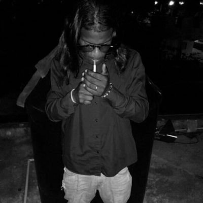 ShamakitoT_T's profile picture. -  Cada quien tiene su historia '- 



- No Juzque por la apariencia '-

#Bryant💝
#Yaniel💝