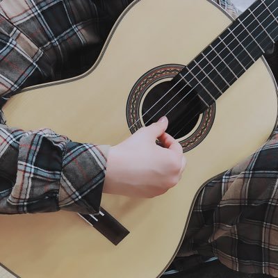 kitguitarsinkan's profile picture. 新しいこと始めませんか！初心者に優しいクラシックギターのサークルです♪２回生以上も大歓迎！クラッシックをはじめ、ゲーム音楽、ジャズ、POPSなど幅広く演奏しています！気になることがあれば気軽にDM等にてお尋ねください😊【本垢@KITguitar 】【インスタ kitclassicguitar】 #春から工繊