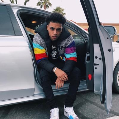 EASYAiNTSHiT's profile picture. my longest fuck no ever