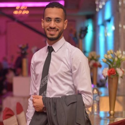 طبيب بس يابابا كفايه عياط علشان اعرف اكشف عليك(طبيب اطفال )