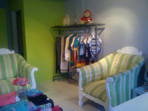Puppalick Kids is a kids clothing company dedicated to providing clients with hip, fun newborn to teens clothing solution for every season, every occasion.