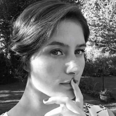 Listherya's profile picture. 25 💼 Imagineers at Disneyland Paris - Show Set Designer / Interior architect / Graphic design - Adventure is out there ✈️💫