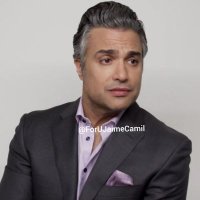 Jaime Camil =) Erick Elías ❤️ Iana(@ForUJaimeCamil) 's Twitter Profile Photo