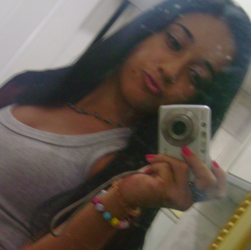 _Glauciasousa's profile picture. Não viva de aparências, elas mudam. Não viva de mentiras, elas são descobertas. Não viva pelos outros, viva por você.