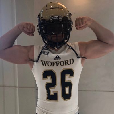 BLESSED BY GOD // C/O 2021//6’1ft 250lbs ILB #26: Banks County/🏅 1st team all district//40: 4.6//Bench: 370// Squat: 470// 📧: jacebennett123444@gmail.com