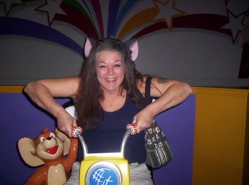 pistol526's profile picture. I love to be around positive people,my grandbabies and home with my duck.