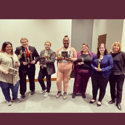 Official Twitter account of the UPIKE Growlers Forensics Team. 2x KFA Small School State Champions🏆