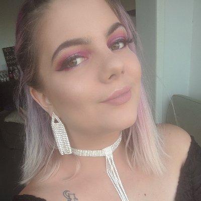 Big ol' geeky nerd ✨29y/o MILF with a thicccc ass ✨bi/pan BBW submissive, Melbourne, Australia ✨ FS & content creation ✨ FMTY worldwide
