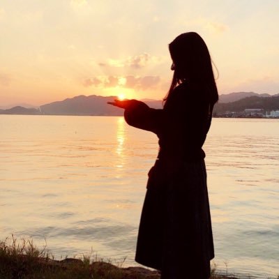 どこにでもいる主婦💁♀️貯金ばかりしていた私が貯金をやめて投資に回したらお金に困ることがなくなりました🙆♀️✨投資って難しいそうだけど、慣れれば簡単です💓✨家族との時間を守りながら稼げるって最高です😌✨