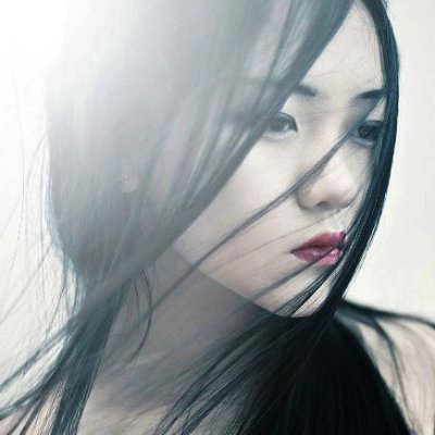 MYeyeni's profile picture. အလွမ်းတွေက ရဲရဲနီ