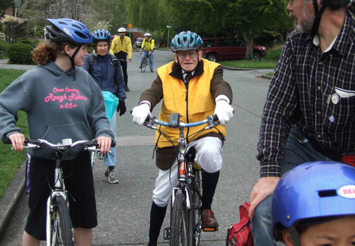 Spokespeople's profile picture. 