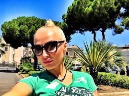 AnjelaWillson45's profile picture. It's so easy to fall in love but hard to find someone who will catch you."