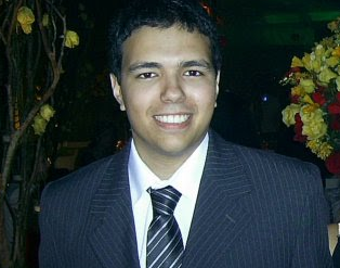 Feio_'s profile picture. Comprovadamente feio.