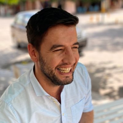 alexsaenzporta's profile picture. Creciendo desde el amor a Maru y Rumi. Enseño y comparto lo ‘que se’, mi mejor forma de agradecer. ❤️‍🔥 Música 🎶 - Viajar ✈️ Mendoza 🏔 - 🇦🇷